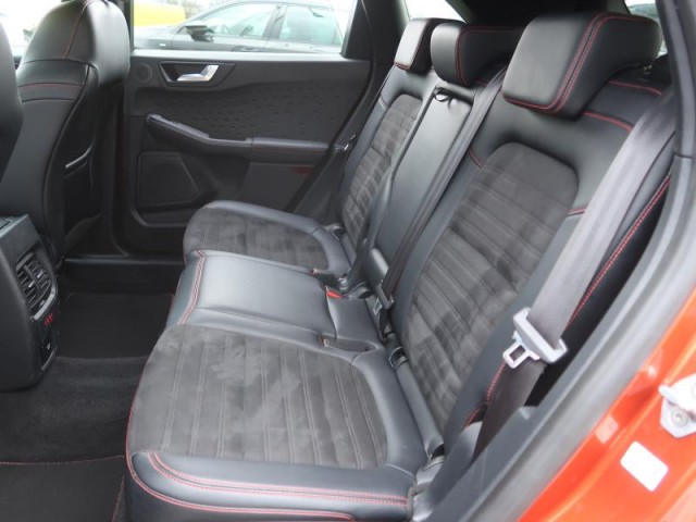 Ford Kuga  2.0 TDCi ST-Line