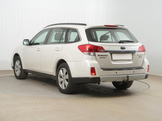 Subaru Outback  2.0 D 