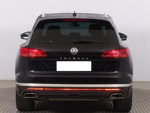 Volkswagen Touareg  3.0 TDI 