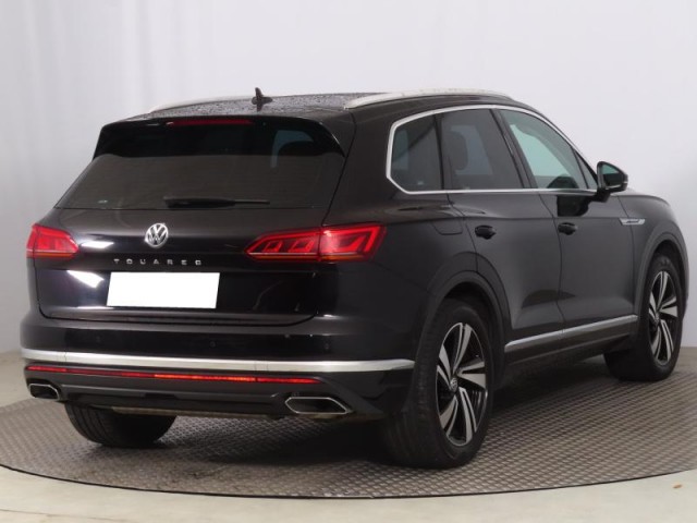 Volkswagen Touareg  3.0 TDI 