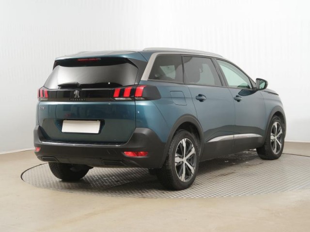 Peugeot 5008  PureTech 180 