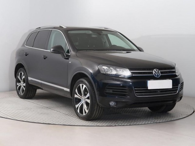 Volkswagen Touareg  3.0 TDI 