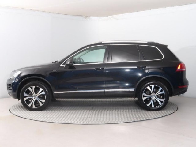 Volkswagen Touareg  3.0 TDI 