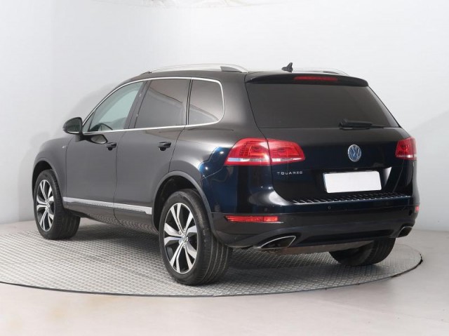 Volkswagen Touareg  3.0 TDI 