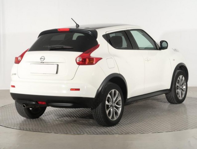 Nissan Juke  1.6 i 