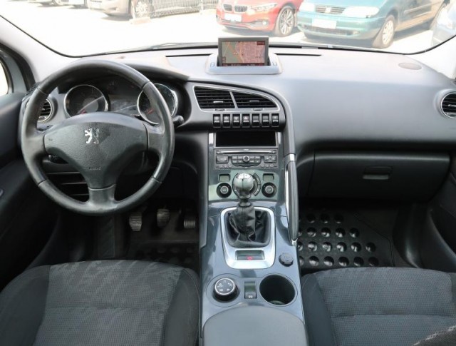 Peugeot 3008  1.6 HDi 