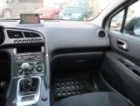 Peugeot 3008  1.6 HDi 