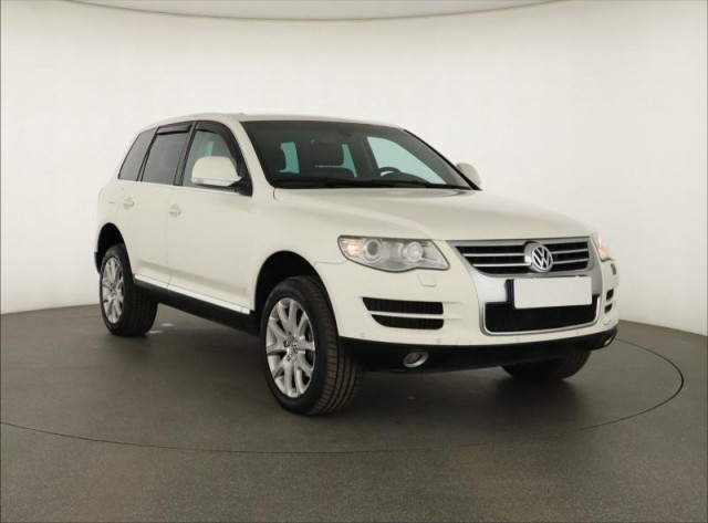 Volkswagen Touareg  3.0 TDI 