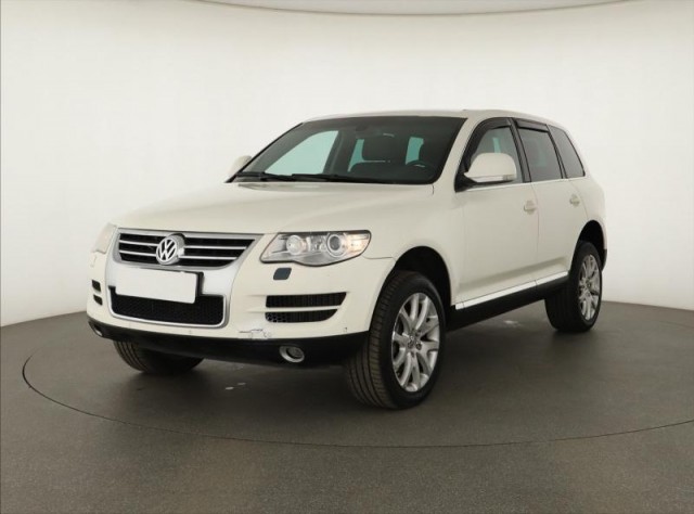 Volkswagen Touareg  3.0 TDI 