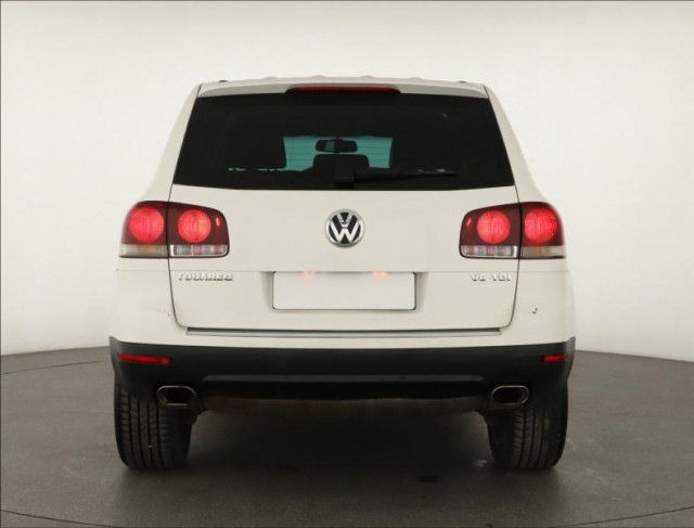 Volkswagen Touareg  3.0 TDI 