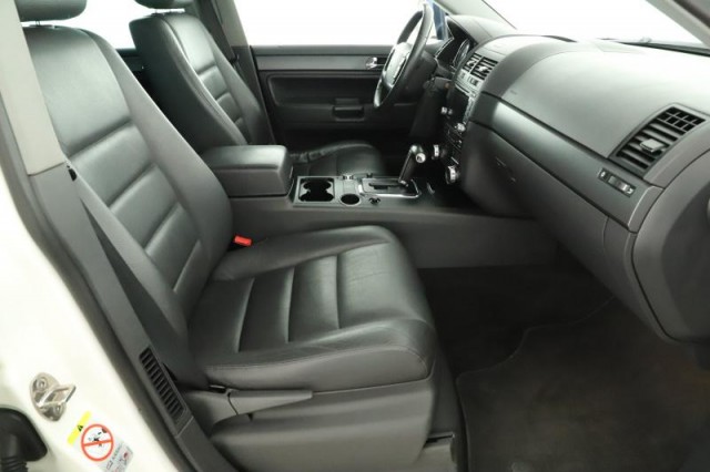 Volkswagen Touareg  3.0 TDI 