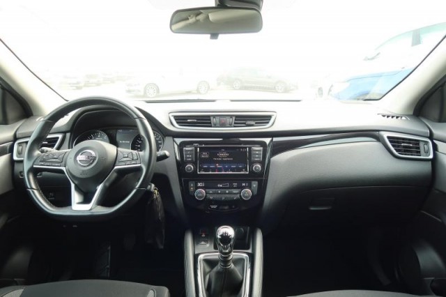 Nissan Qashqai  1.3 DIG-T 