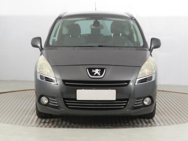 Peugeot 5008  1.6 HDi 