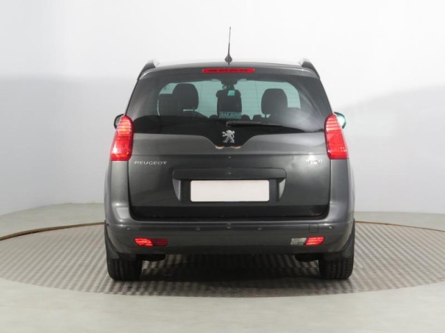 Peugeot 5008  1.6 HDi 