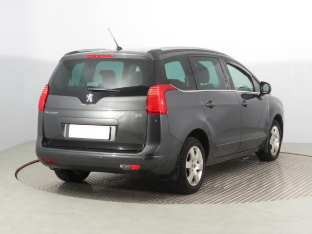 Peugeot 5008  1.6 HDi 