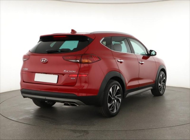 Hyundai Tucson  2.0 CRDi 