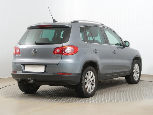 Volkswagen Tiguan  2.0 TDI 