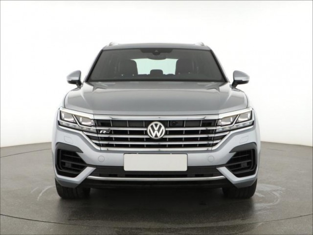 Volkswagen Touareg  3.0 TDI R-Line