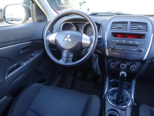 Mitsubishi ASX  1.6 MIVEC 