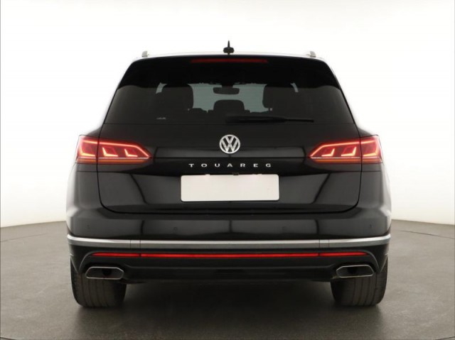 Volkswagen Touareg  3.0 TDI 