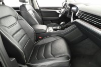 Volkswagen Touareg  3.0 TDI 