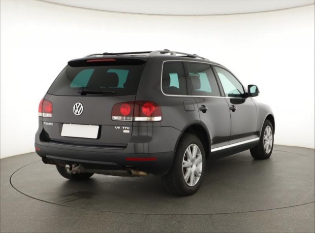 Volkswagen Touareg  3.0 TDI 