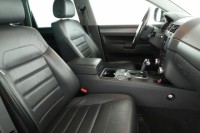 Volkswagen Touareg  3.0 TDI 