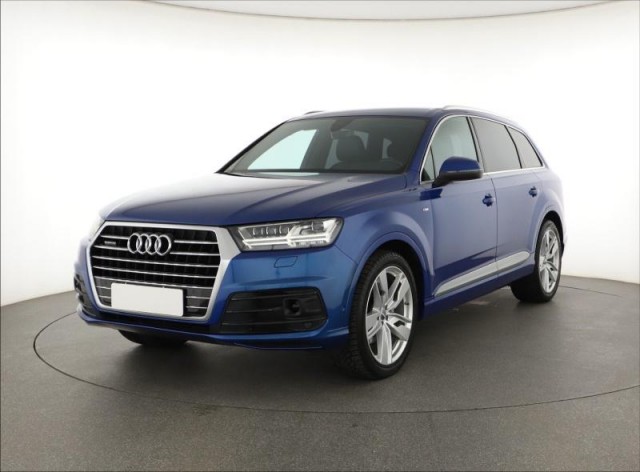 Audi Q7  3.0 TDI S-Line