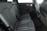 Audi Q7  3.0 TDI S-Line