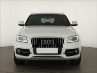 Audi Q5  2.0 TDI S line