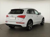 Audi Q5  2.0 TDI S line