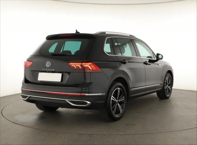 Volkswagen Tiguan  2.0 TDI Elegance