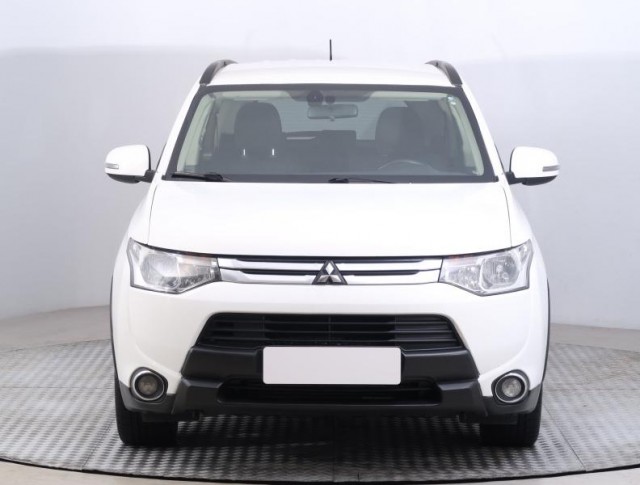 Mitsubishi Outlander  2.2 DI-D 