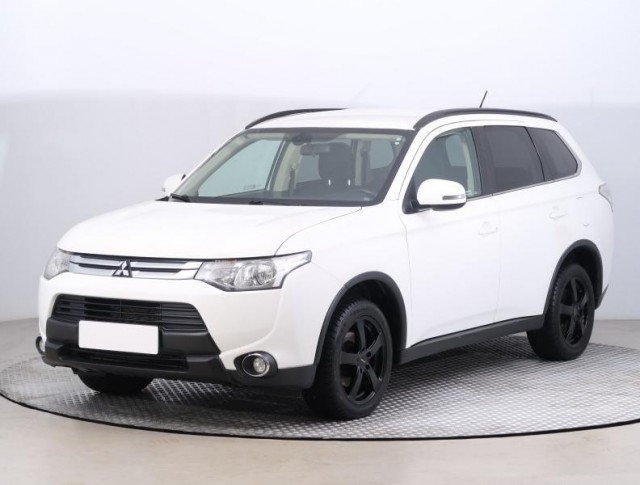 Mitsubishi Outlander  2.2 DI-D 