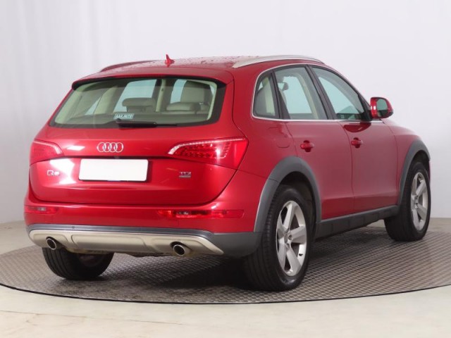 Audi Q5  3.0 TDI 