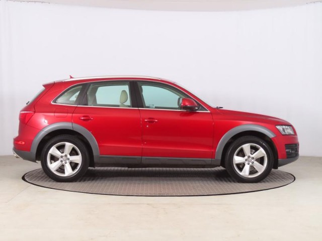 Audi Q5  3.0 TDI 