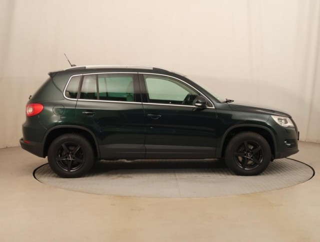 Volkswagen Tiguan  2.0 TDI 