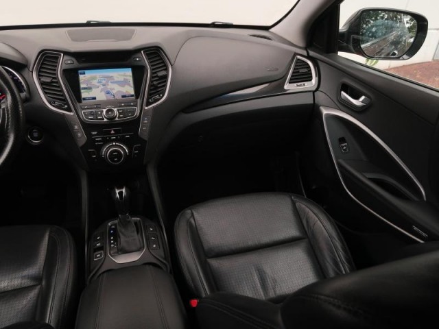 Hyundai Santa Fe  2.2 CRDi 