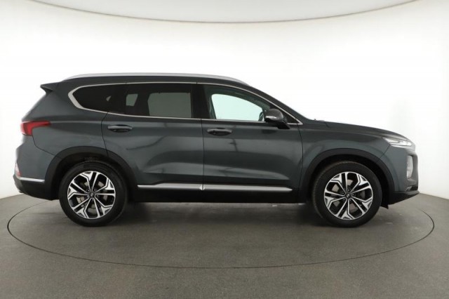 Hyundai Santa Fe  2.2 CRDi 