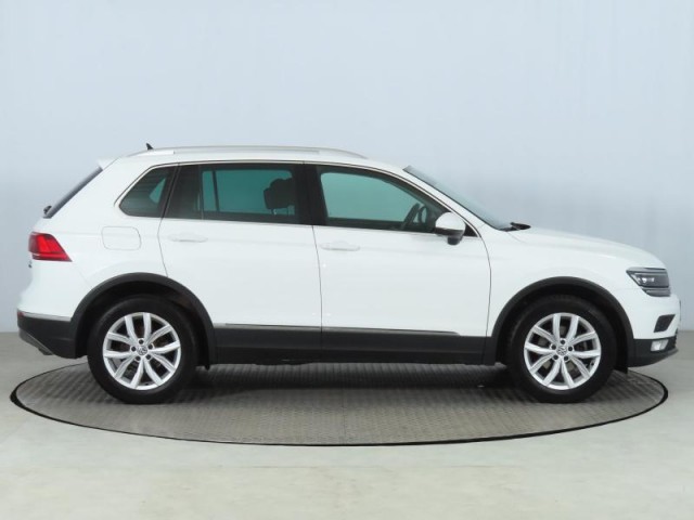 Volkswagen Tiguan  2.0 TDI 