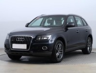 Audi Q5  2.0 TDI S-Line