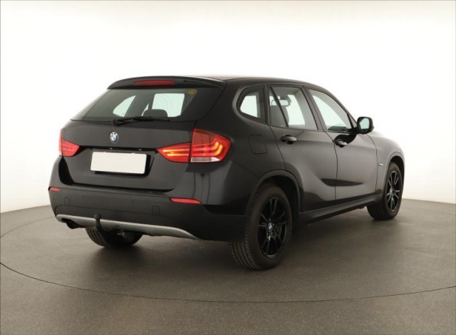 BMW X1  sDrive18i 