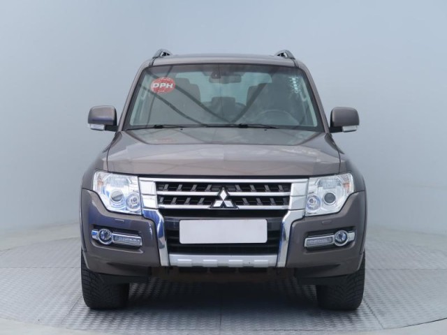 Mitsubishi Pajero  3.2 DI-D 