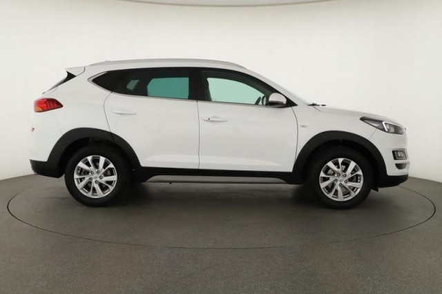 Hyundai Tucson  1.6 CRDi 48V MHEV 