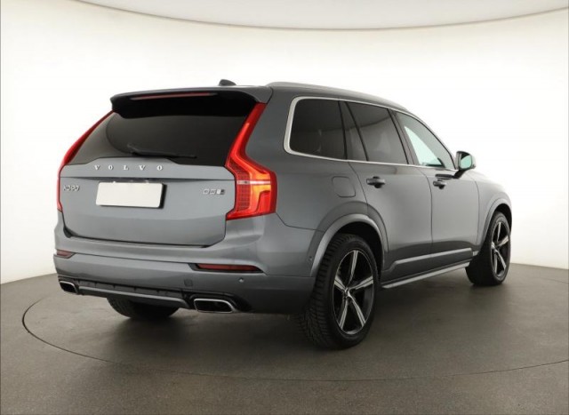 Volvo XC90  D5 AWD R-Design