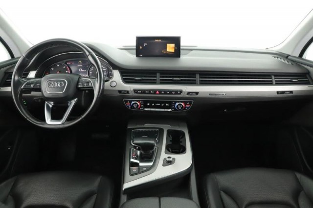 Audi Q7  3.0 TDI 