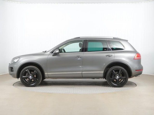 Volkswagen Touareg  3.0 TDI 