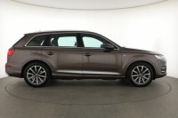 Audi Q7  3.0 TDI S-Line