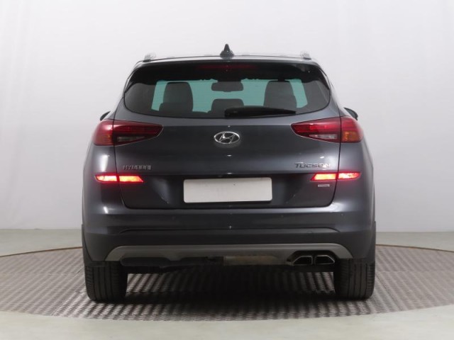 Hyundai Tucson  2.0 CRDi 