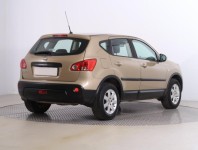 Nissan Qashqai  1.6 